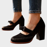 Alessia | Velvet Loafers