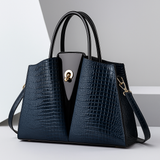 Isabella – Structured Handbag with Textured Finish