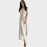 Lídia – Knit Dress with V-Neck and Buttons