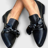 Claudia – Loafers with Bow