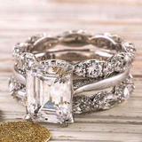 Retro silver ring with shiny layers