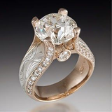 Retro ring with cubic zirconias