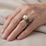 Vintage Gold Ring with Pearl