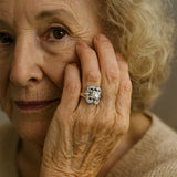 Vintage Gold Ring with Zirconias