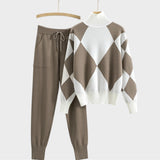 Mannu | Lightweight Sweater and Pants Set